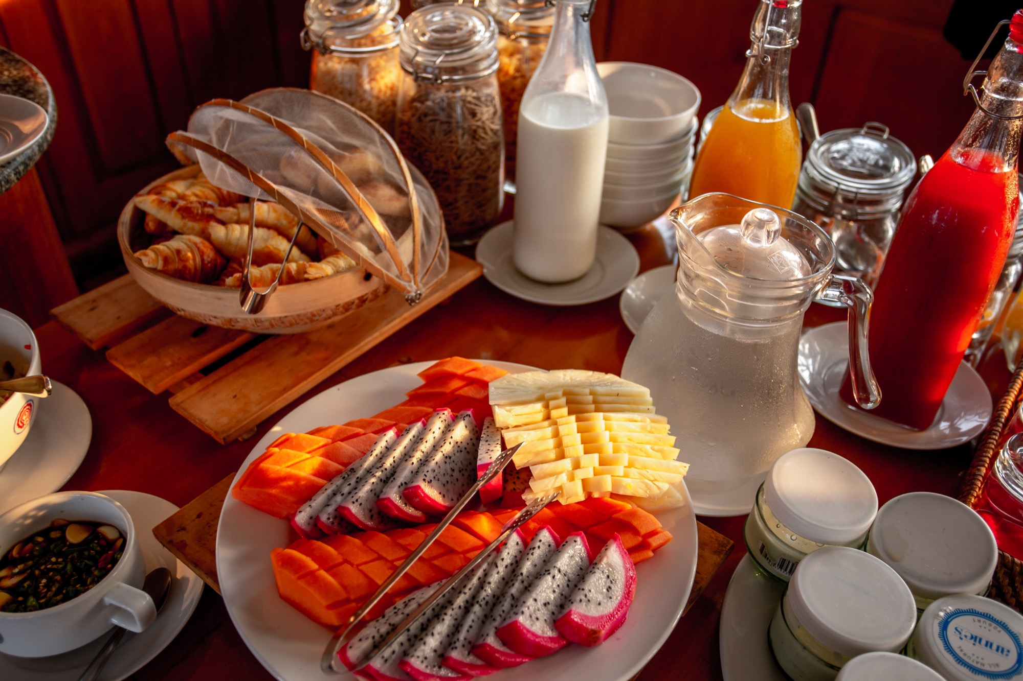 Pandaw RV Kalay Pandaw Dining 2.jpg